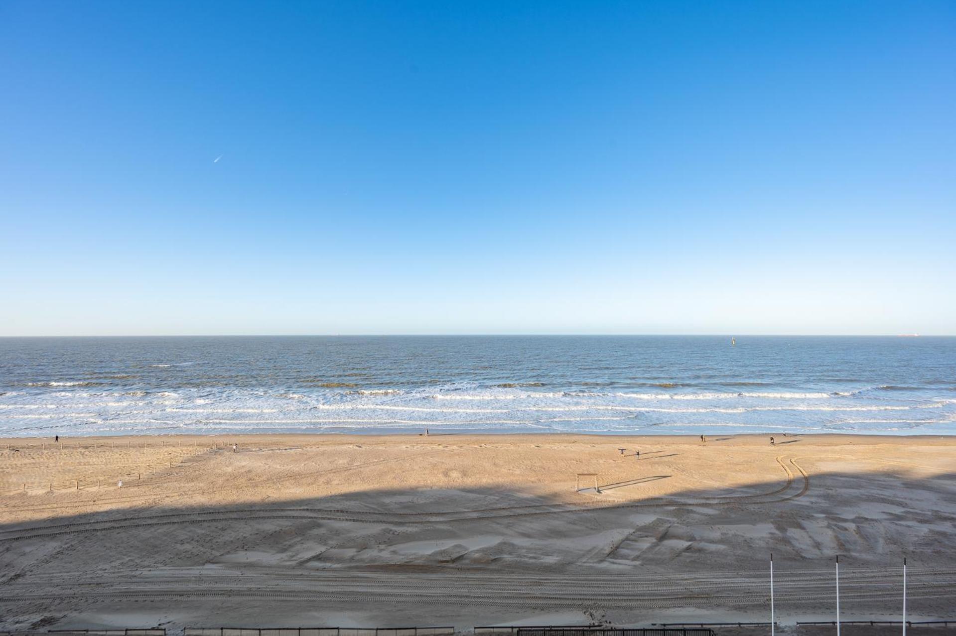 7E Verdiep Appartement Op De Zeedijk In Knokke Voor Max 6 Personen Exterior photo